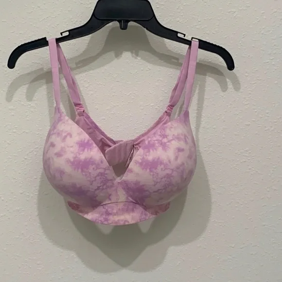 Incredible by VS padded no wire bra - Picture 2 of 11